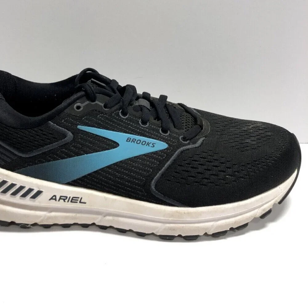 Brooks women’s ariel